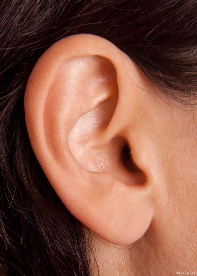 耳朵需要多久清理一次比较好?